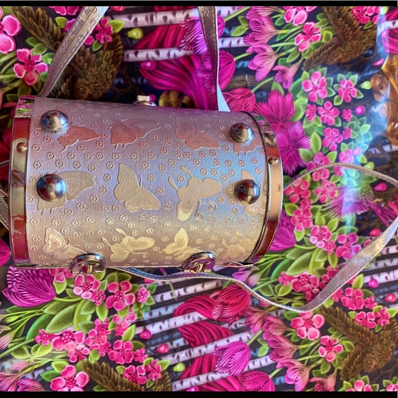 🦋 Silver butterfly shoulder bag - Picture 5 of 8